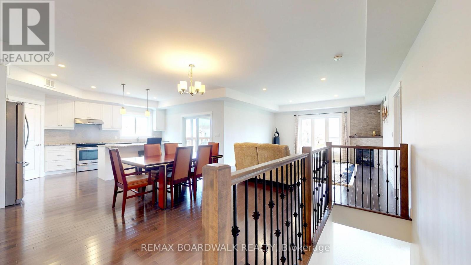 19 DONALDSON COURT - photo 5