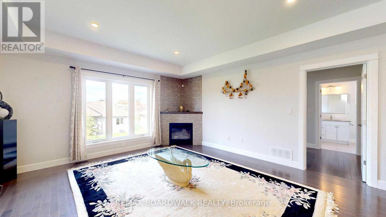 19 DONALDSON COURT — photo 6