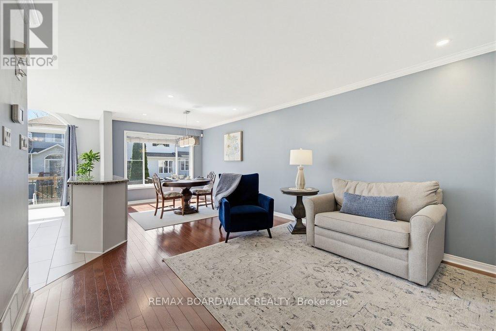 10 VALEMONT STREET — photo 10