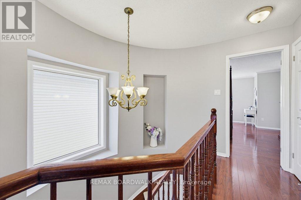 10 VALEMONT STREET — photo 36