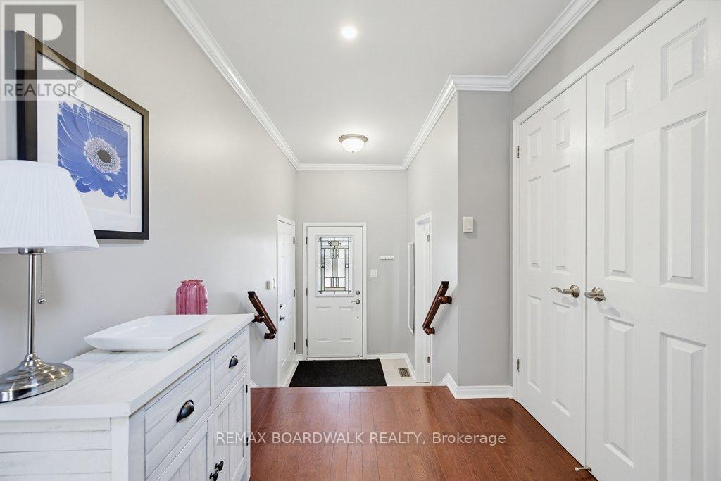 10 VALEMONT STREET — photo 7