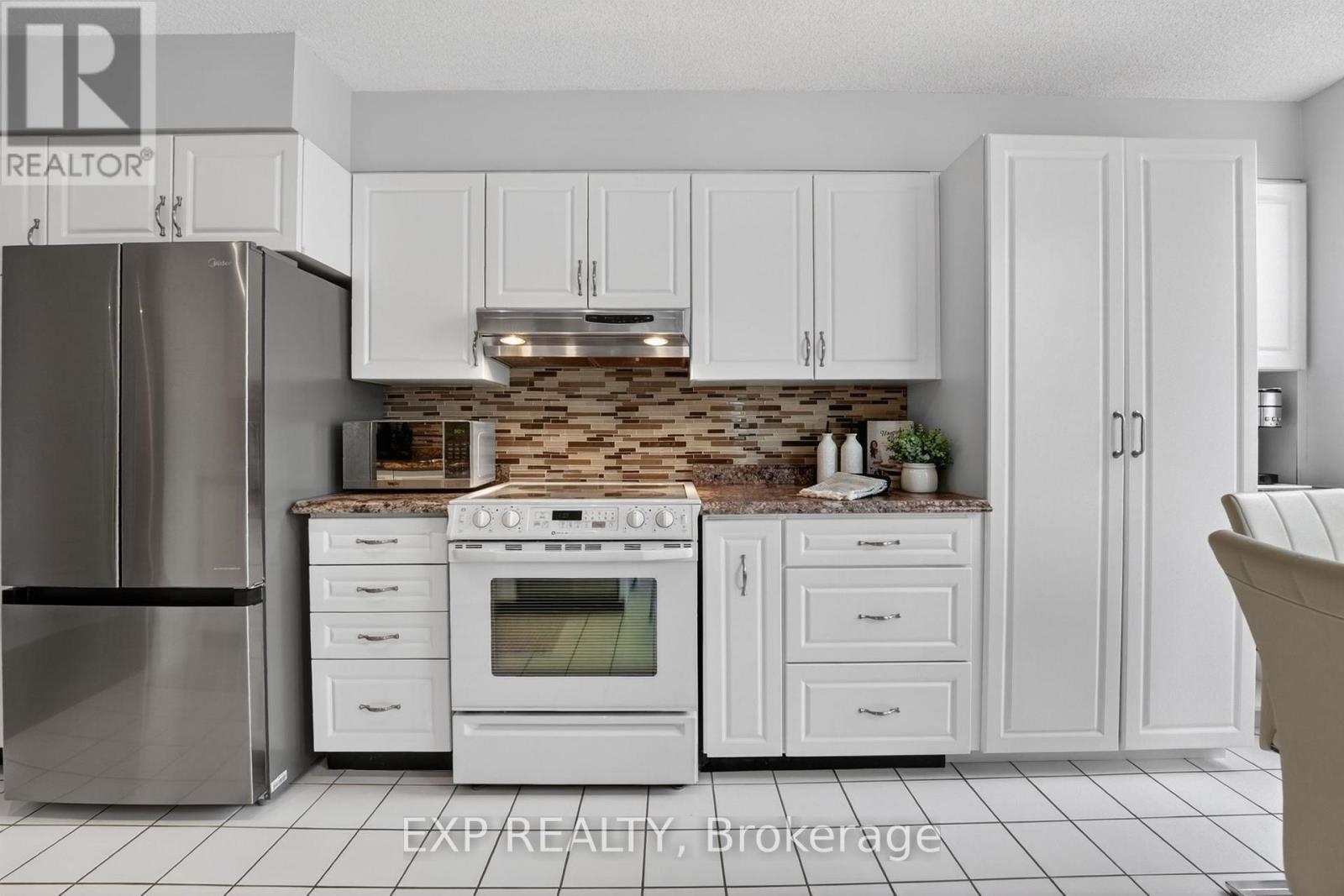 #301 8111 FOREST GLEN DRIVE - 15
