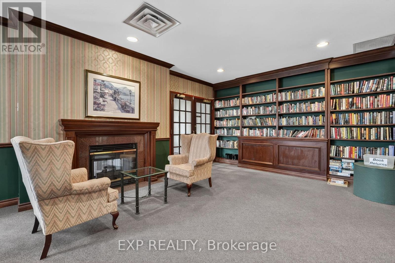 #301 8111 FOREST GLEN DRIVE - 40