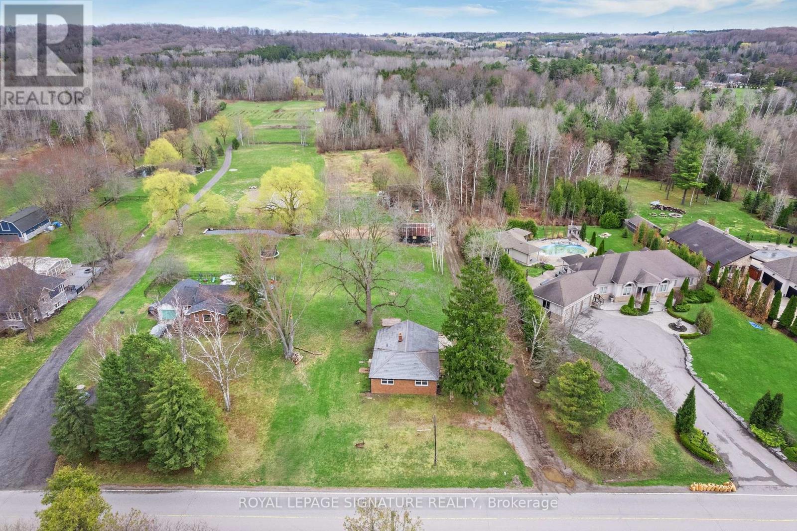 16469 7TH CONCESSION ROAD - 17