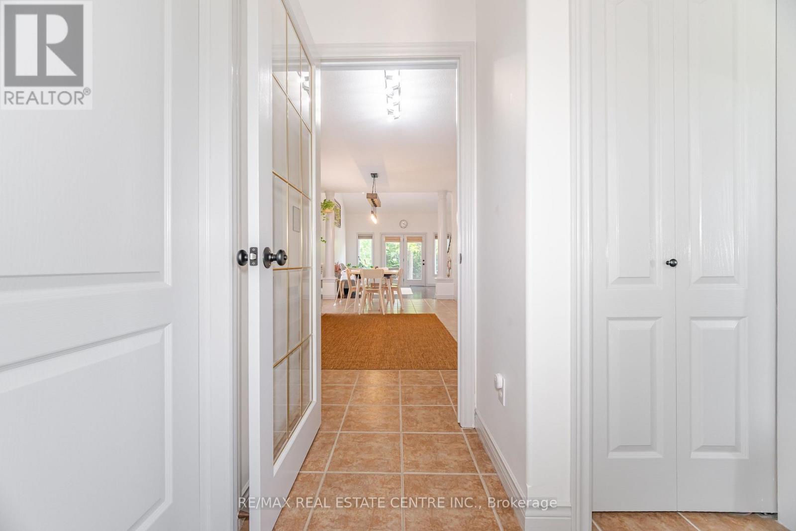39 STONEHAM STREET - 5