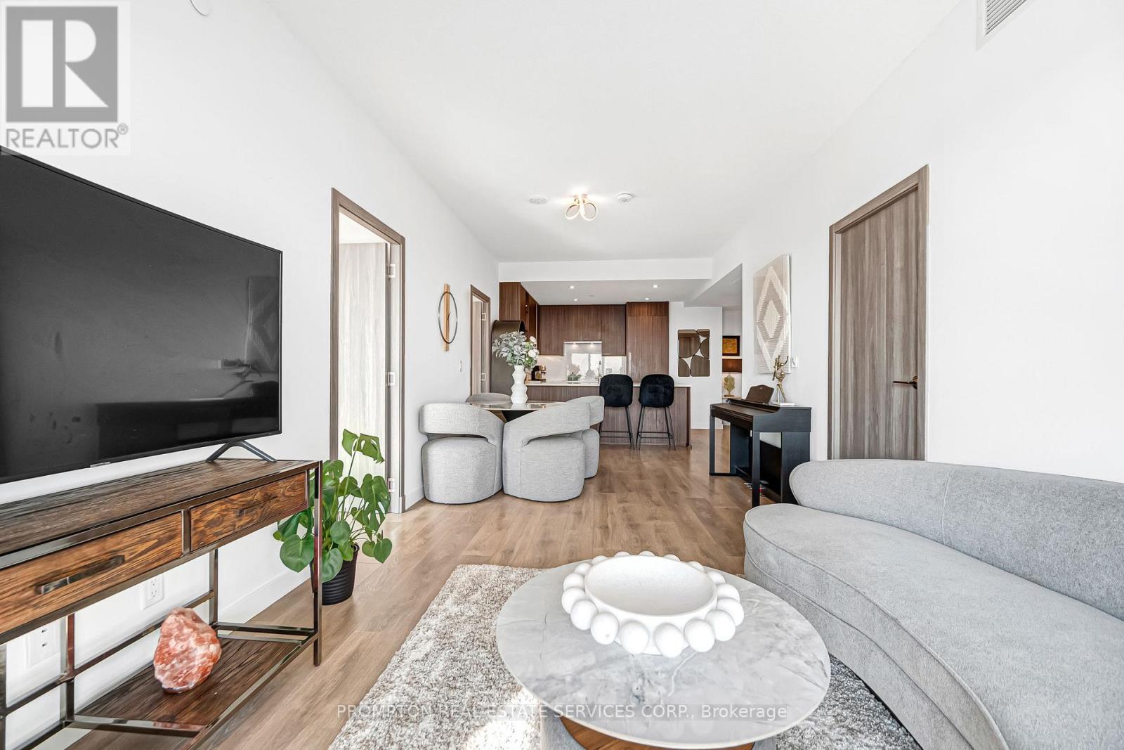 #1803 25 MCMAHON DRIVE - 4