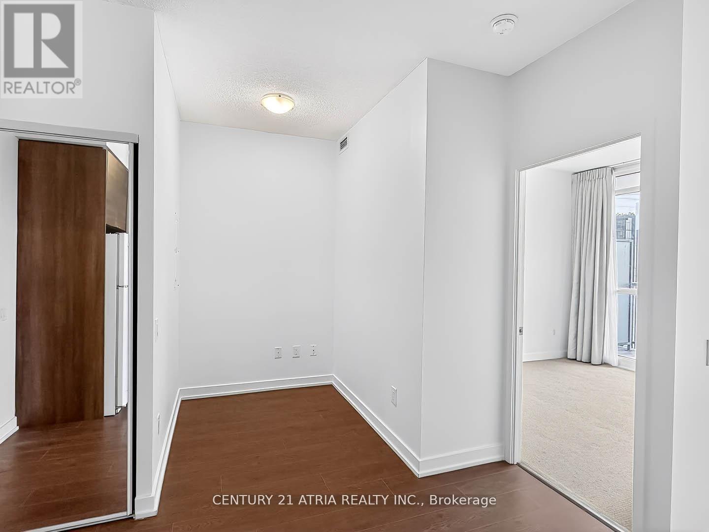 #2703 121 MCMAHON DRIVE - 15