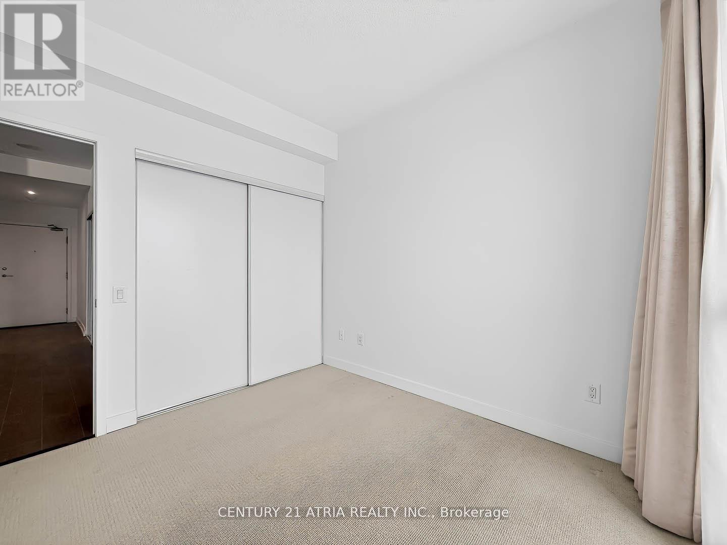 #2703 121 MCMAHON DRIVE - 17