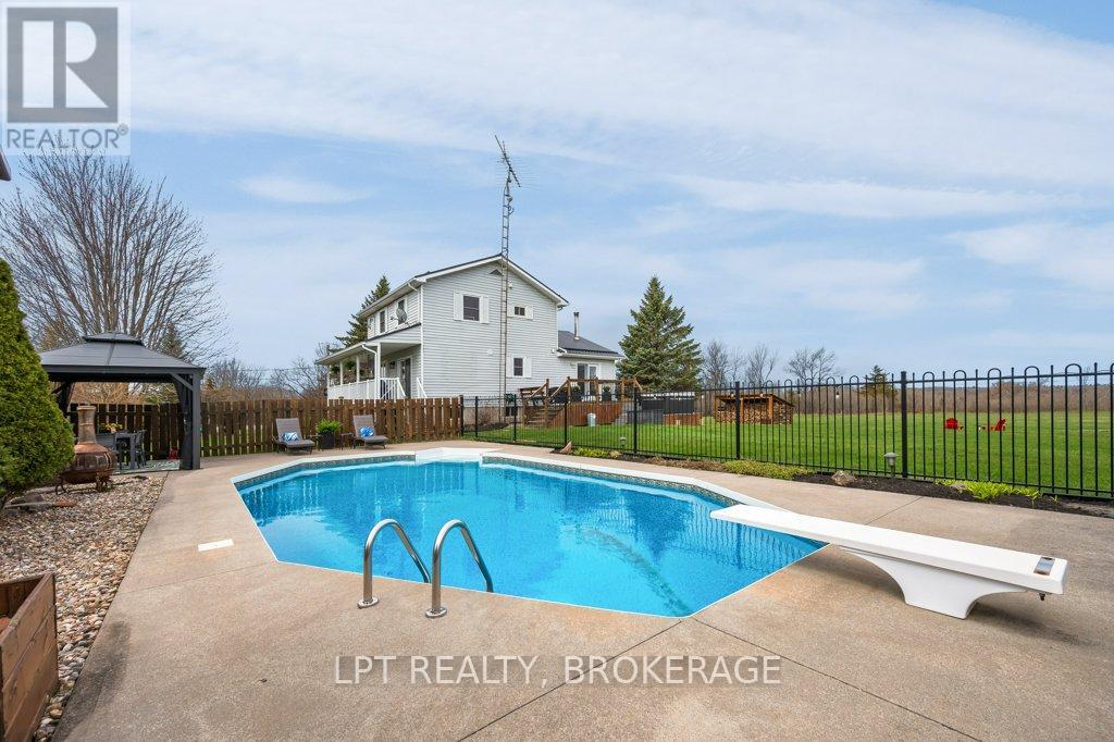 inground pool
