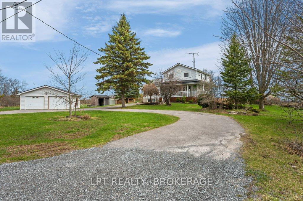 circular driveway