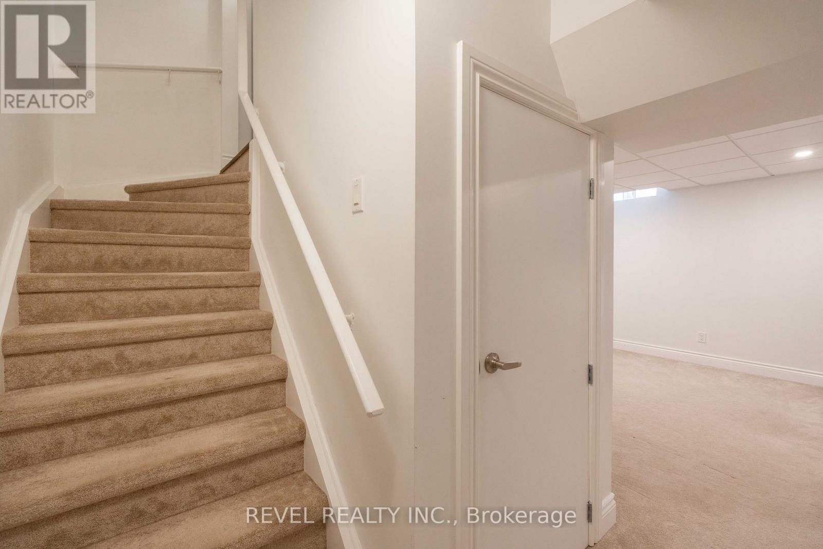 18 JACKSON DRIVE - 21