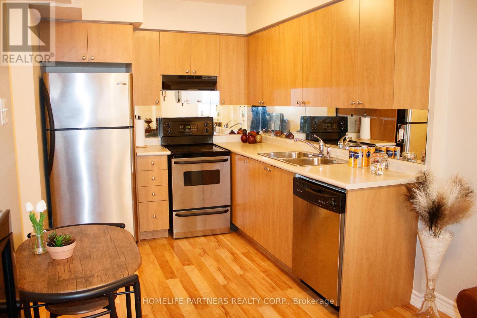 #61 2275 BUR OAK AVENUE - 12