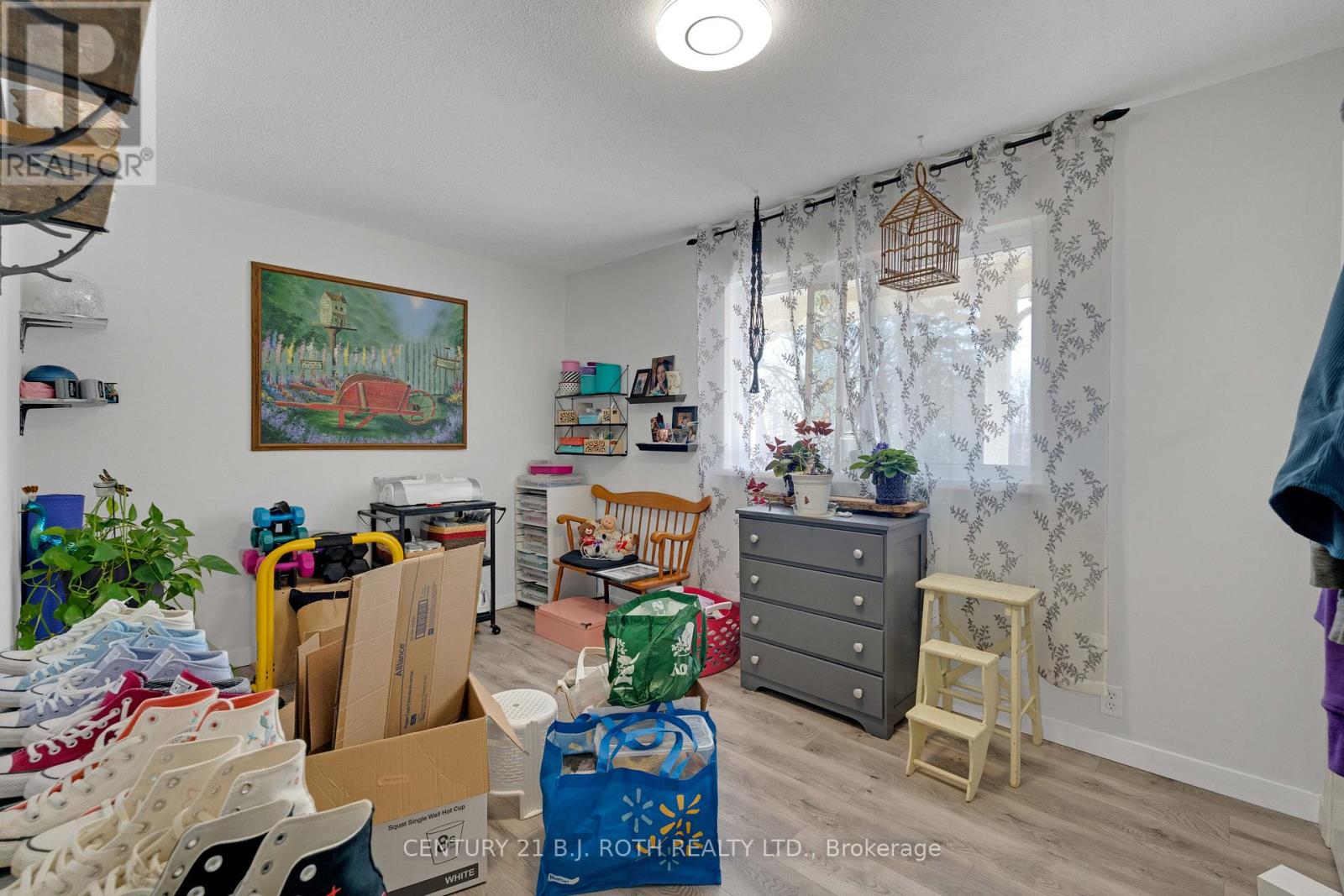 184 BORLAND STREET E - 21