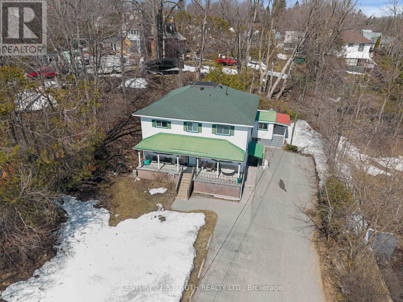 184 BORLAND STREET E - 5