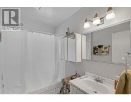 184 Borland Street E, Orillia, ON L3V2C3 Photo 16
