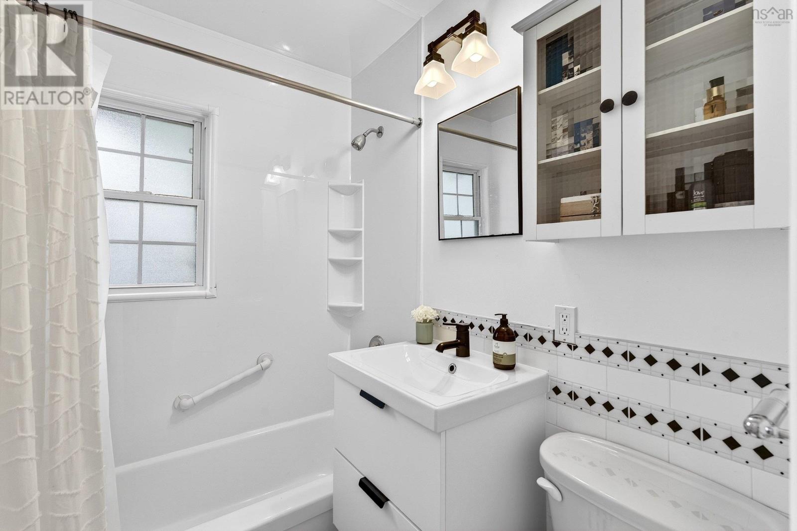 Property 29 of 46 of 47 Douglas Crescent