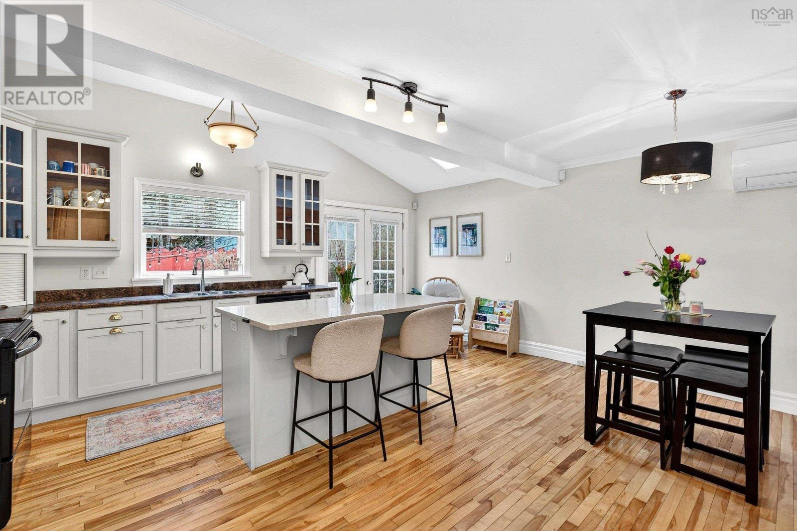 Property 12 of 46 of 47 Douglas Crescent