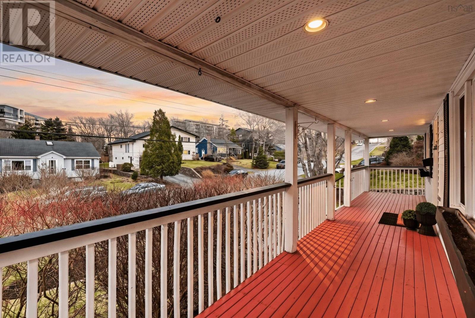 Property 5 of 46 of 47 Douglas Crescent