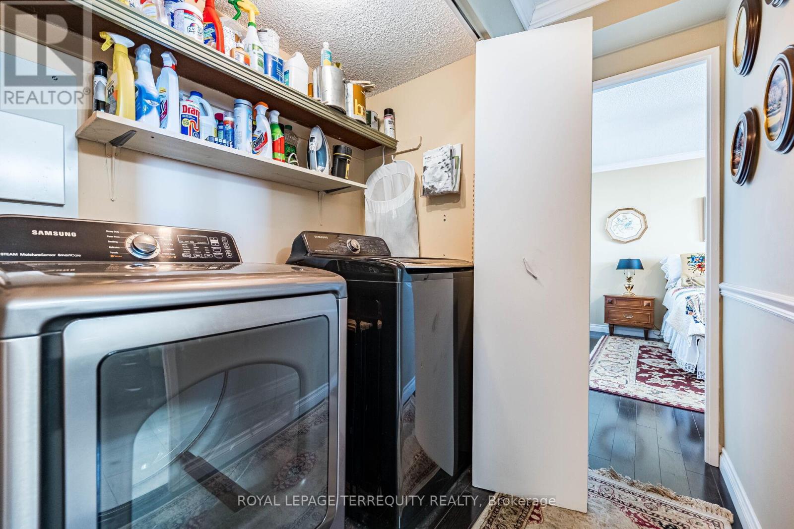 #1907 812 BURNHAMTHORPE ROAD - 17