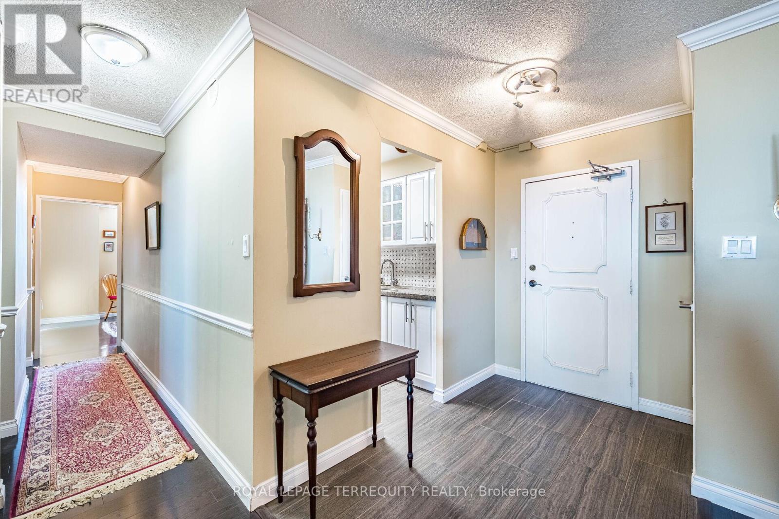 #1907 812 BURNHAMTHORPE ROAD - 5