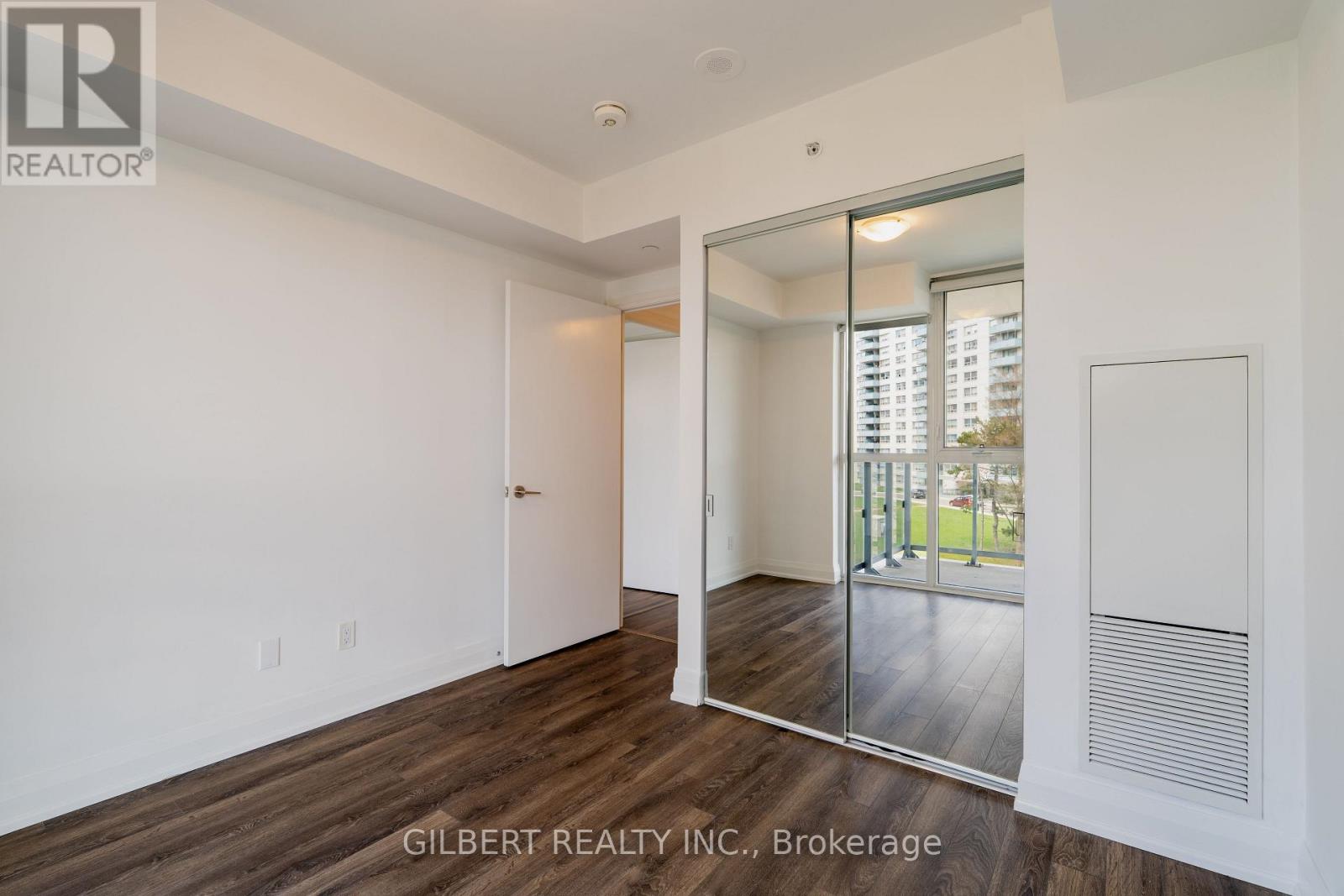 #404 1461 LAWRENCE AVE W - 30