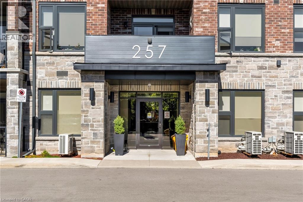 257 MILLEN Road Unit# 209, Stoney Creek, Ontario, L8E2H1 — Photo 4