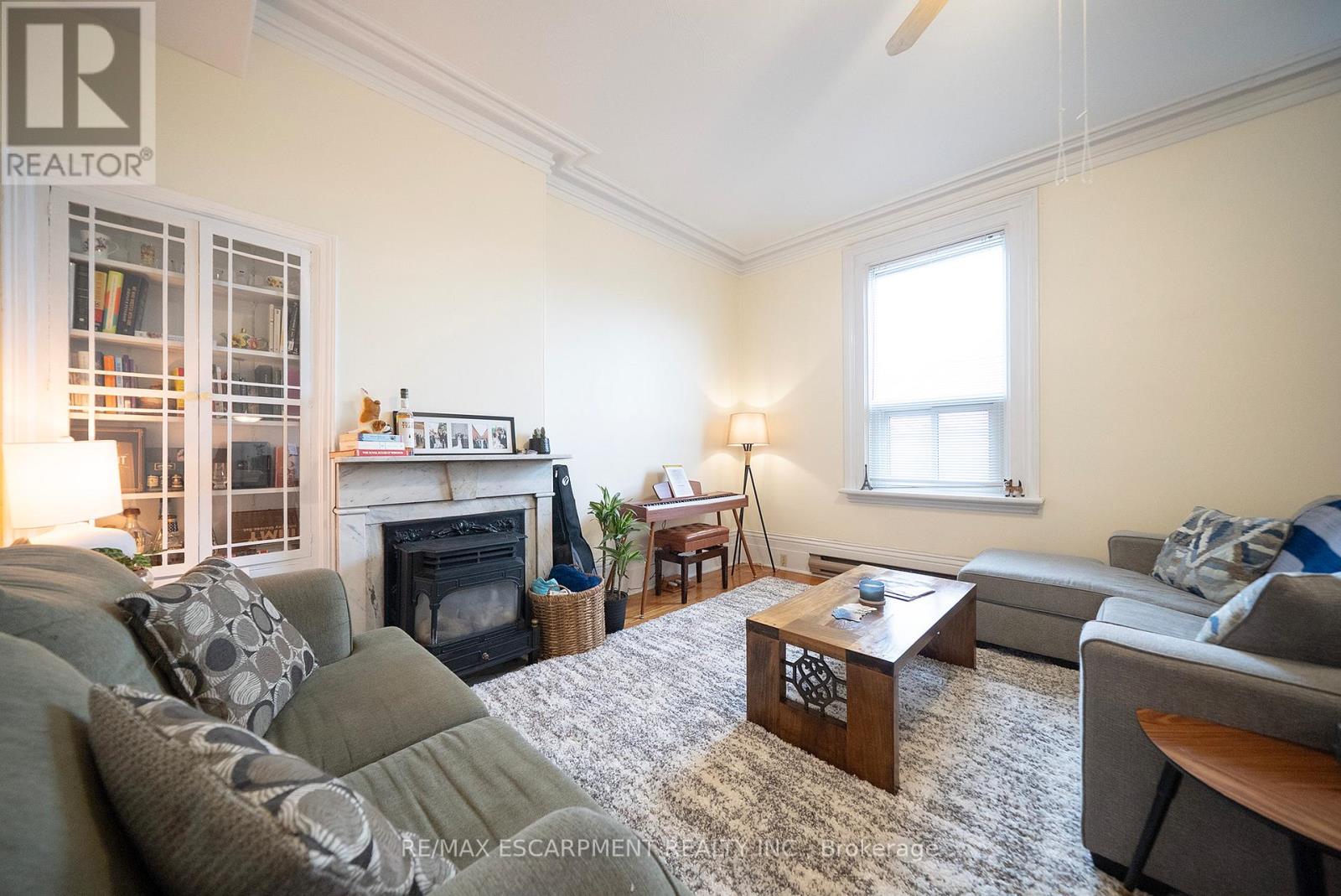 142 GRAND RIVER STREET N - 22