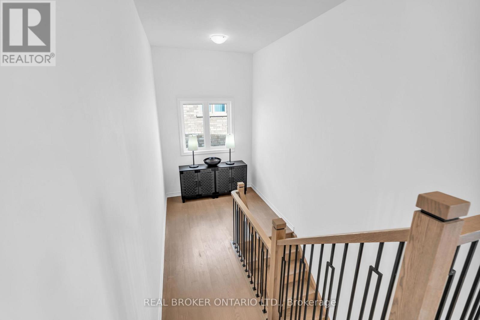 9 AITCHISON AVENUE — photo 28