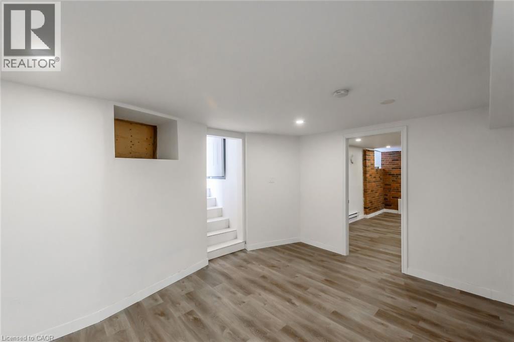 191 SHERMAN Avenue S Unit# Bsmnt, Hamilton, Ontario, L8M2R2 — Photo 4