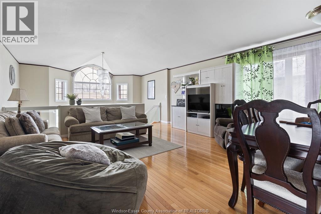 330 REAUME ROAD — photo 7
