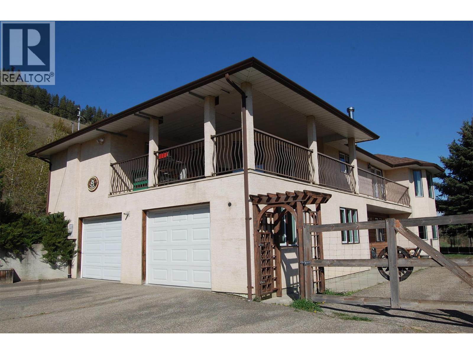 3421 Highway 6 Highway, Lumby