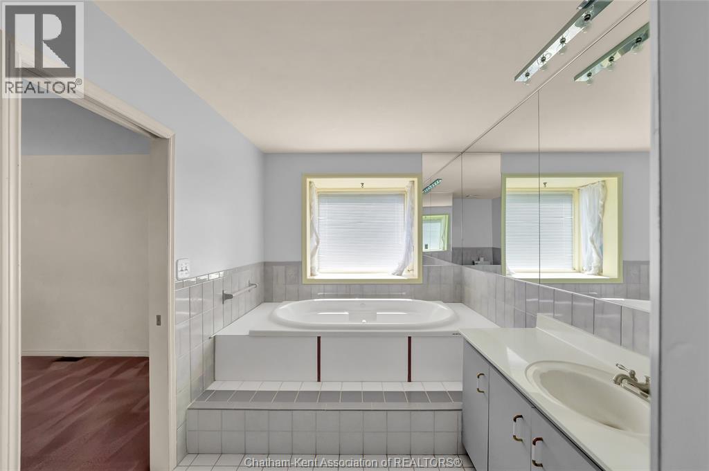 41 Orangewood BOULEVARD — photo 33