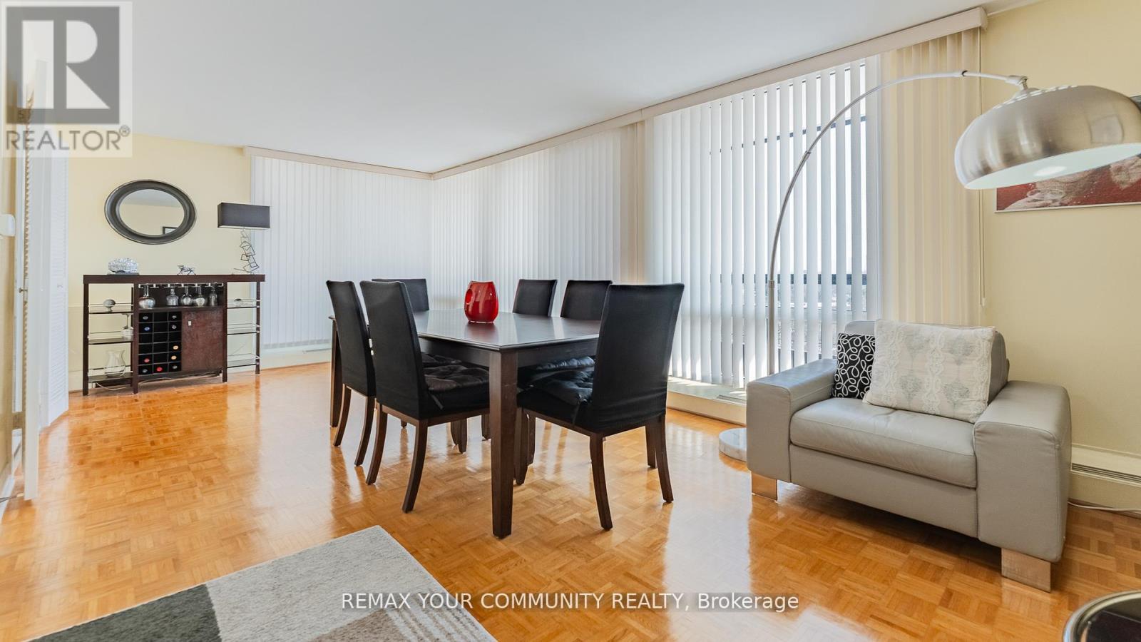 #702 115 ANTIBES DRIVE - 17