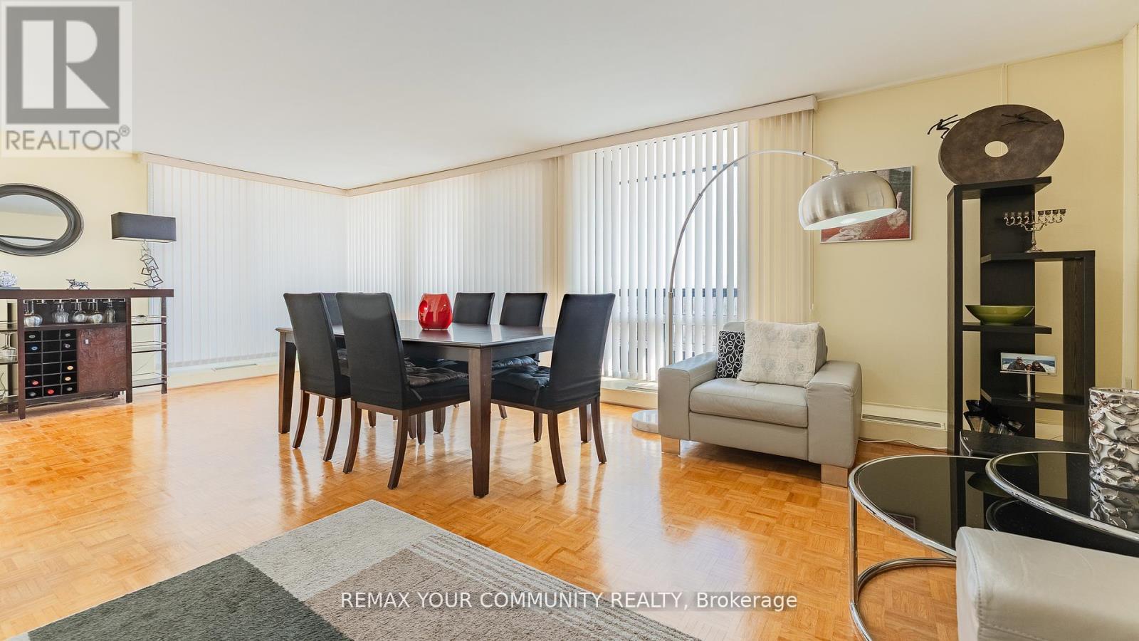 #702 115 ANTIBES DRIVE - 16
