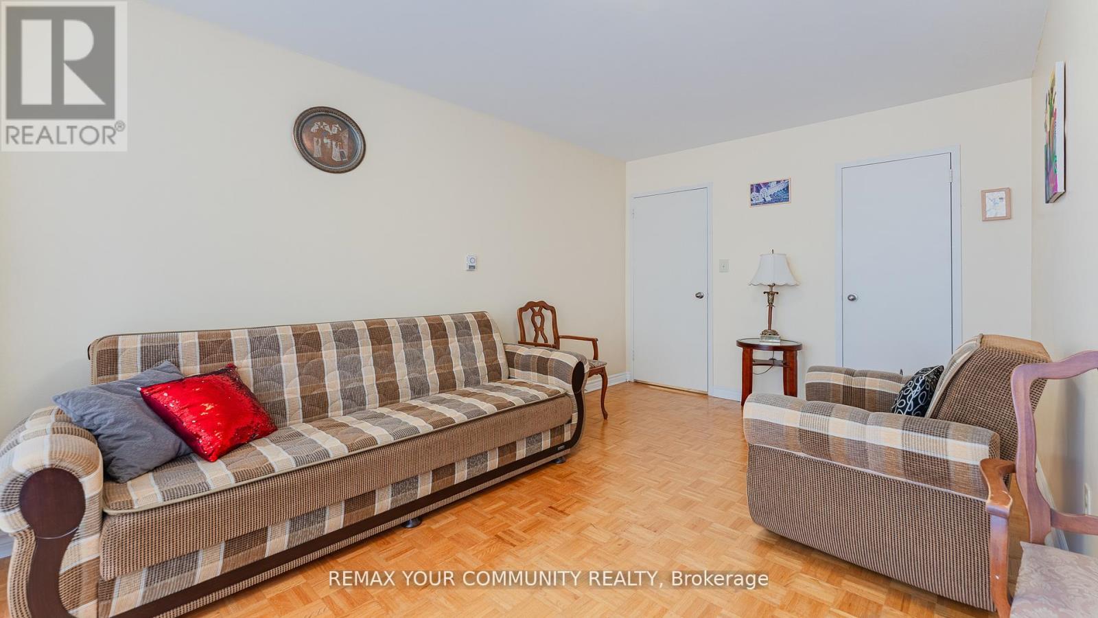 #702 115 ANTIBES DRIVE - 6
