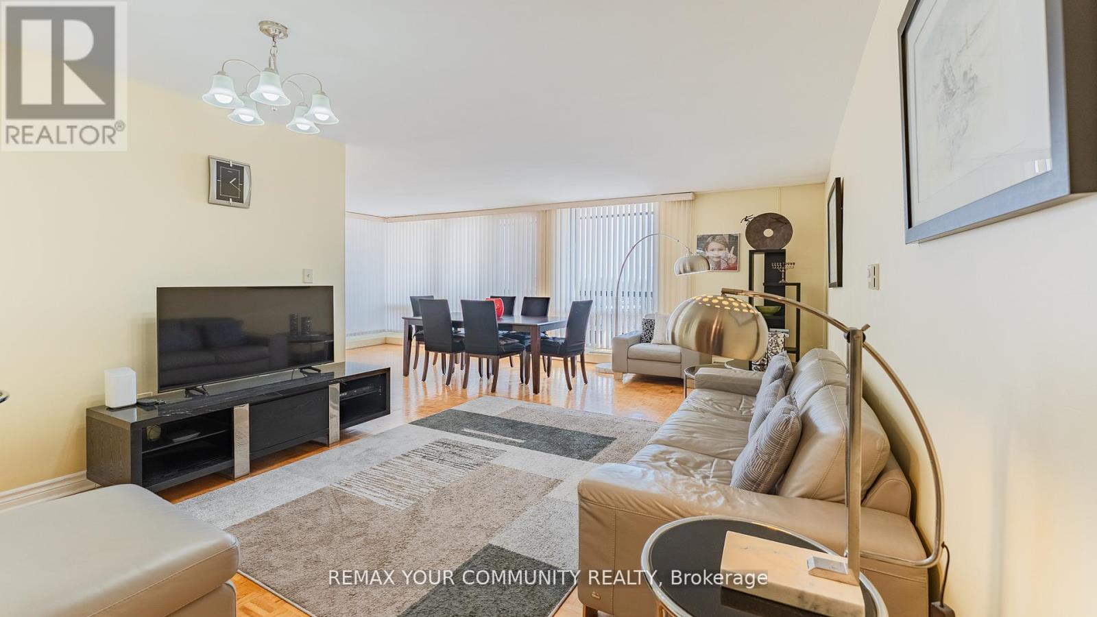 #702 115 ANTIBES DRIVE - 9