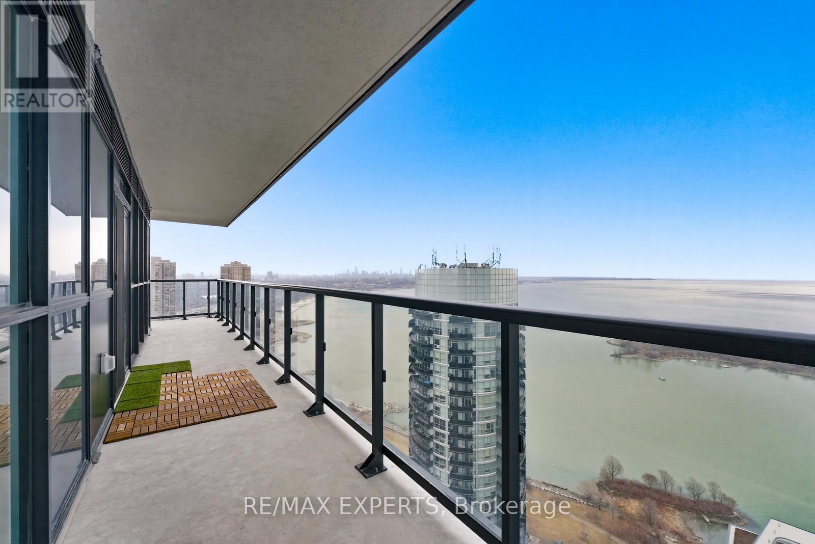 3502 - 38 ANNIE CRAIG DRIVE