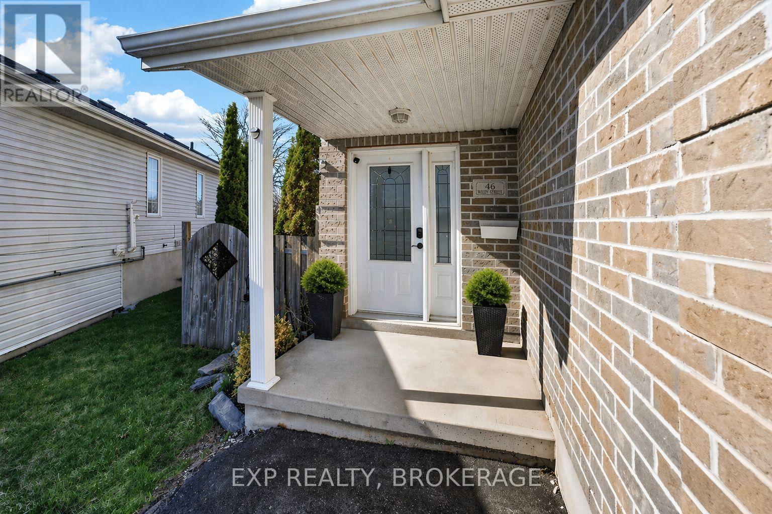 46 WILEY STREET, Kingston (Rideau), Ontario, K7K5B4 — Photo 2