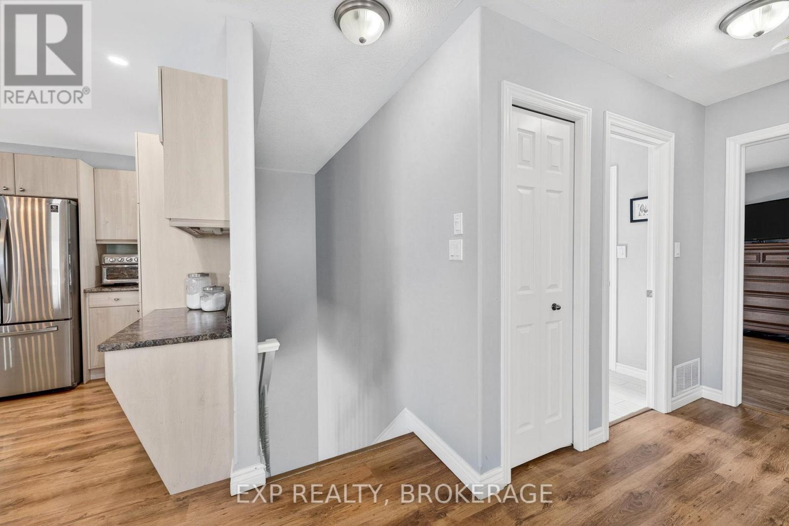 46 WILEY STREET, Kingston (Rideau), Ontario, K7K5B4 — Photo 5