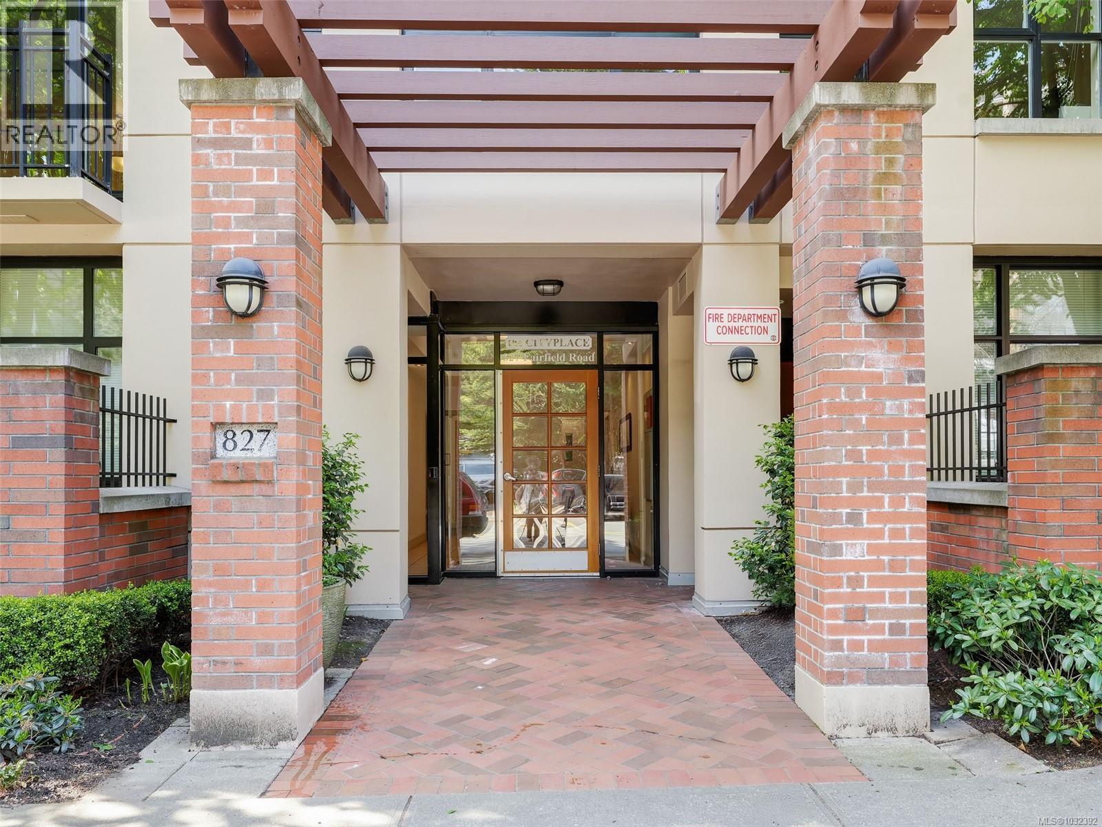 #205 827 Fairfield Rd - Image 3