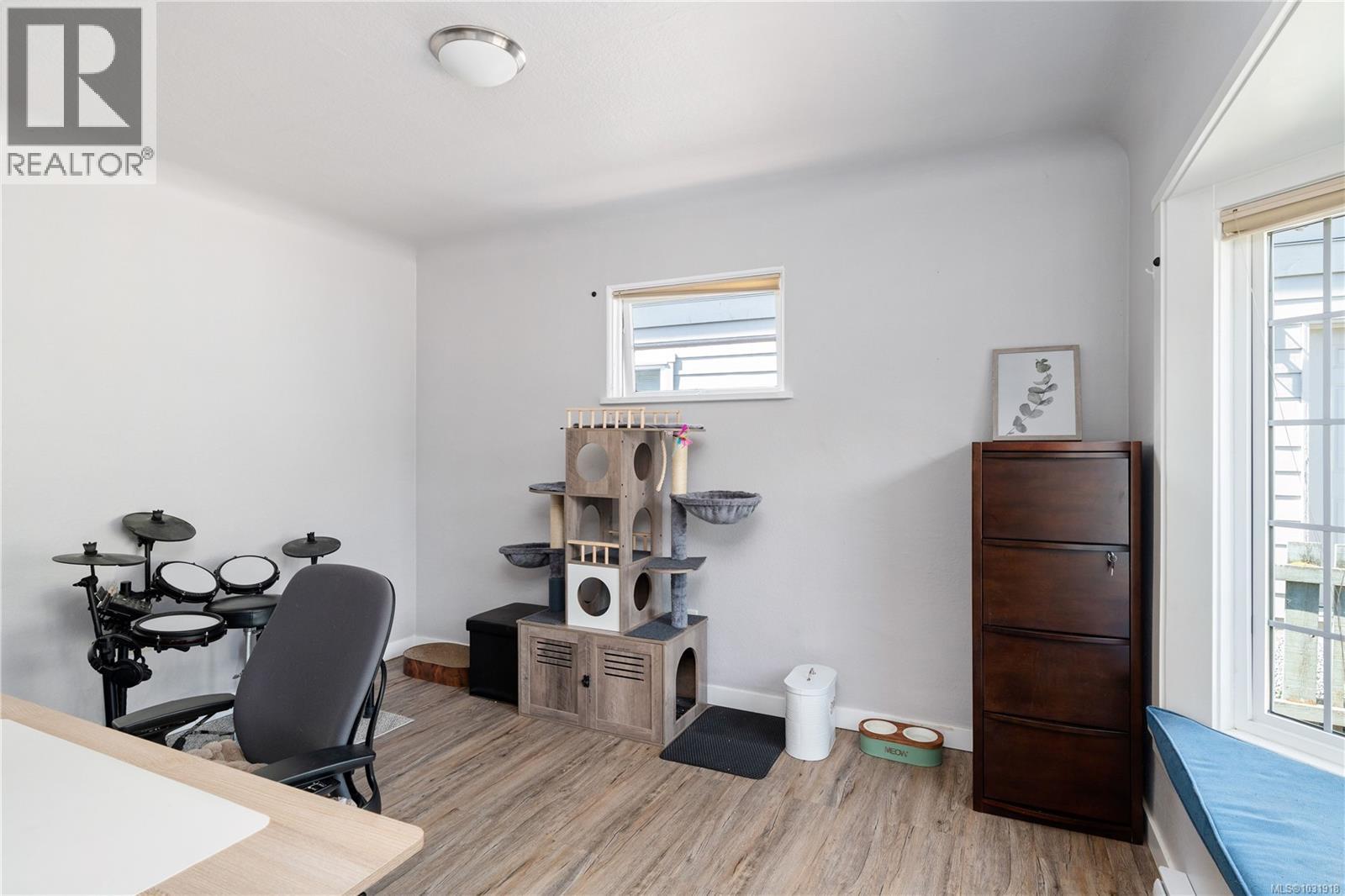  545 Tait Street, Saanich