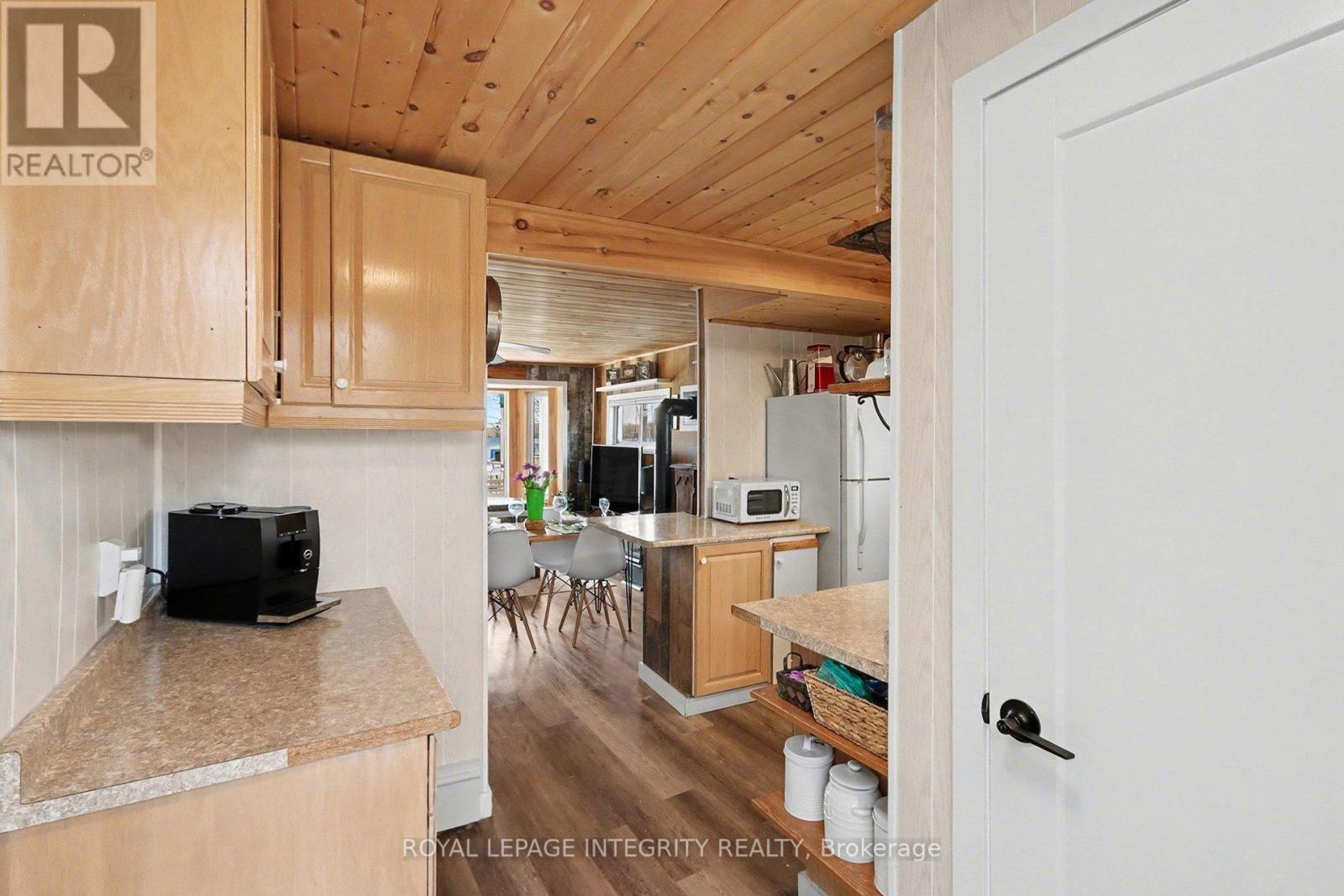 109 RIDEAU STREET S - 5