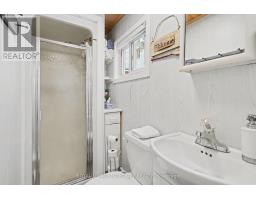 Kitchen - 109 Rideau Street S, Drummond/north Elmsley, ON K7H3C7 Photo 6