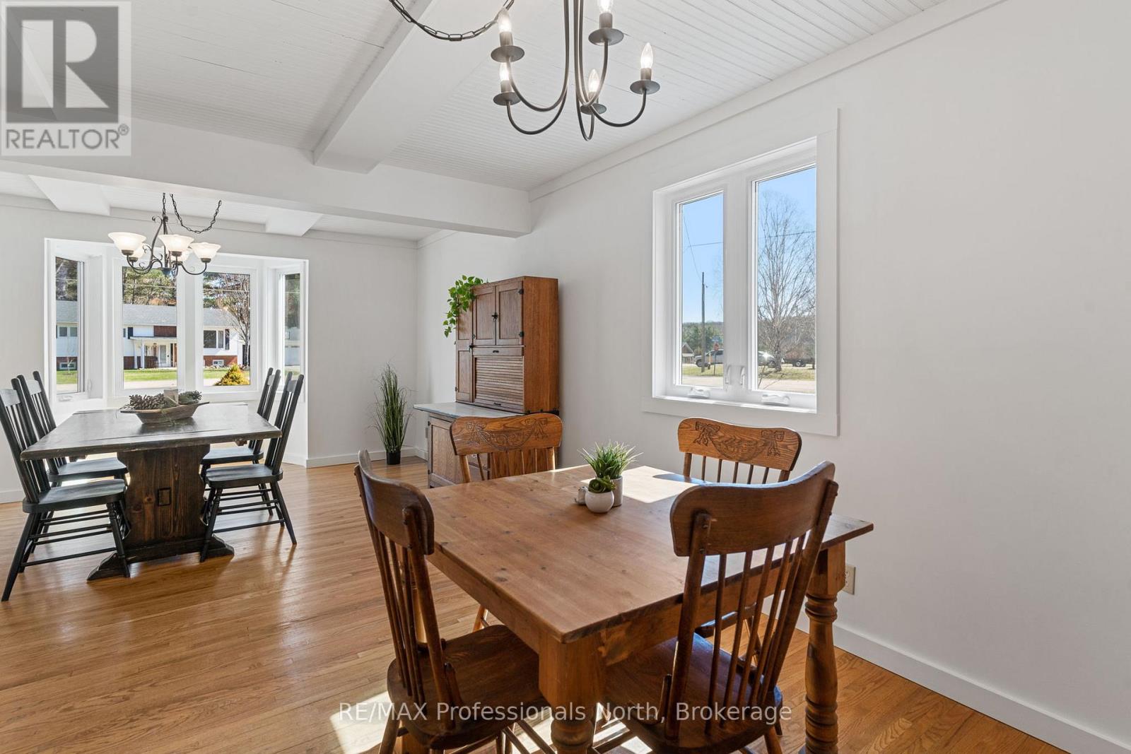 16 HIGHLAND GATE BOULEVARD - 13