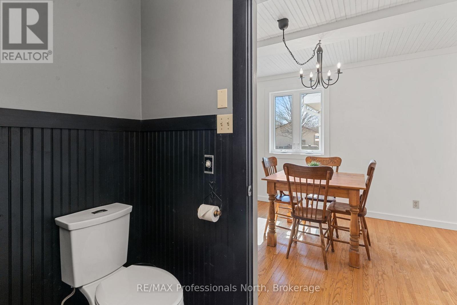 16 HIGHLAND GATE BOULEVARD - 17