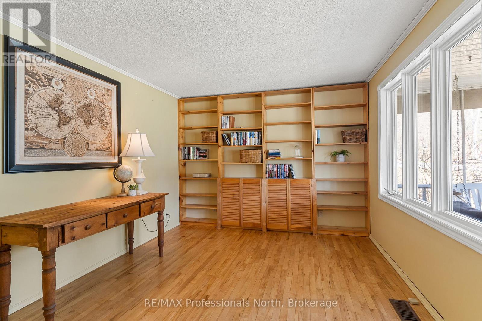 16 HIGHLAND GATE BOULEVARD - 20
