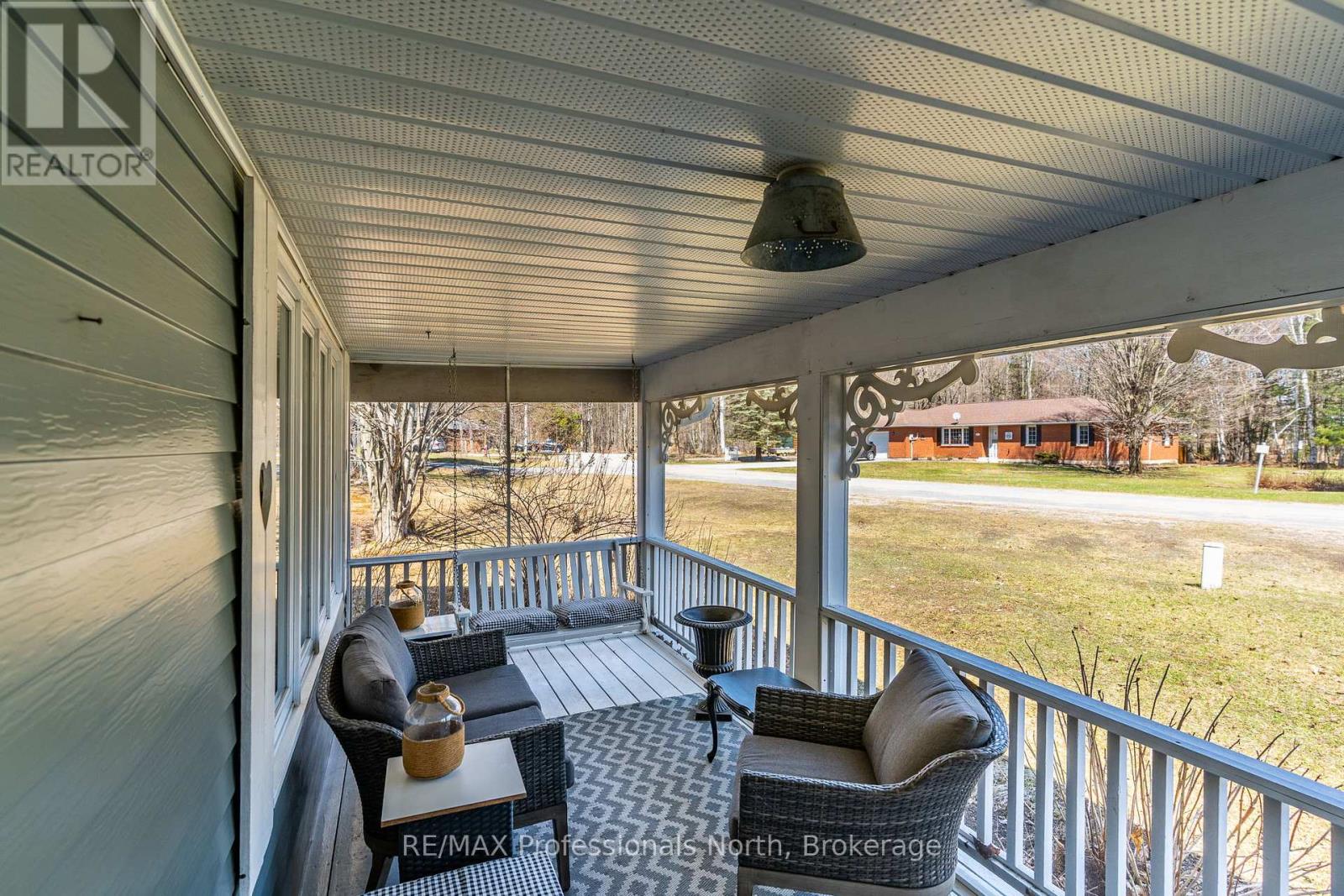 16 HIGHLAND GATE BOULEVARD - 5