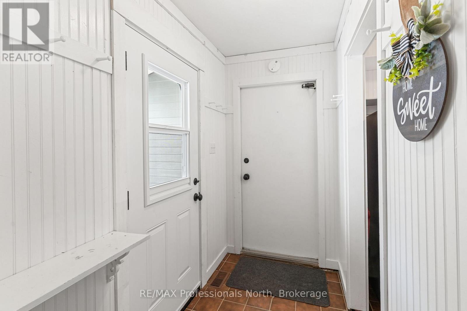 16 HIGHLAND GATE BOULEVARD - 8