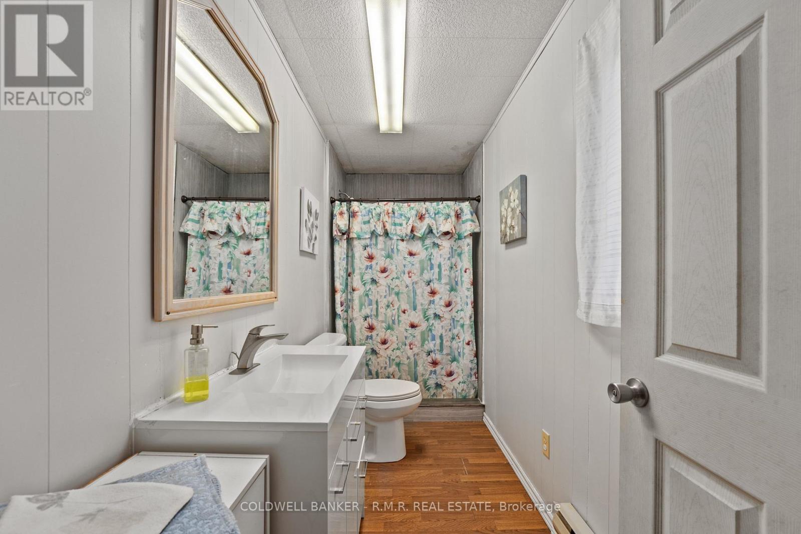 57 FIRE ROUTE 104 — photo 19