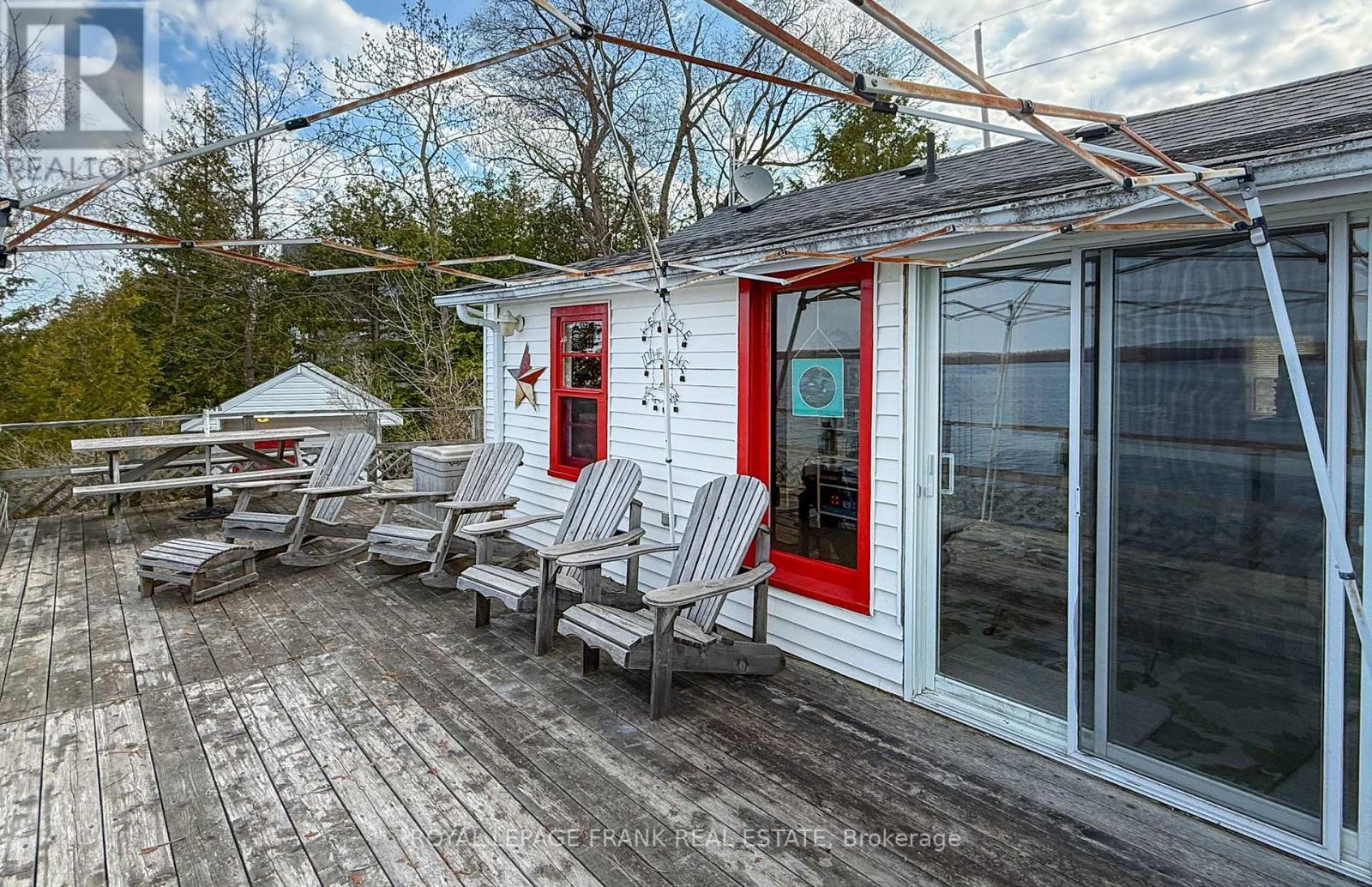 DEck